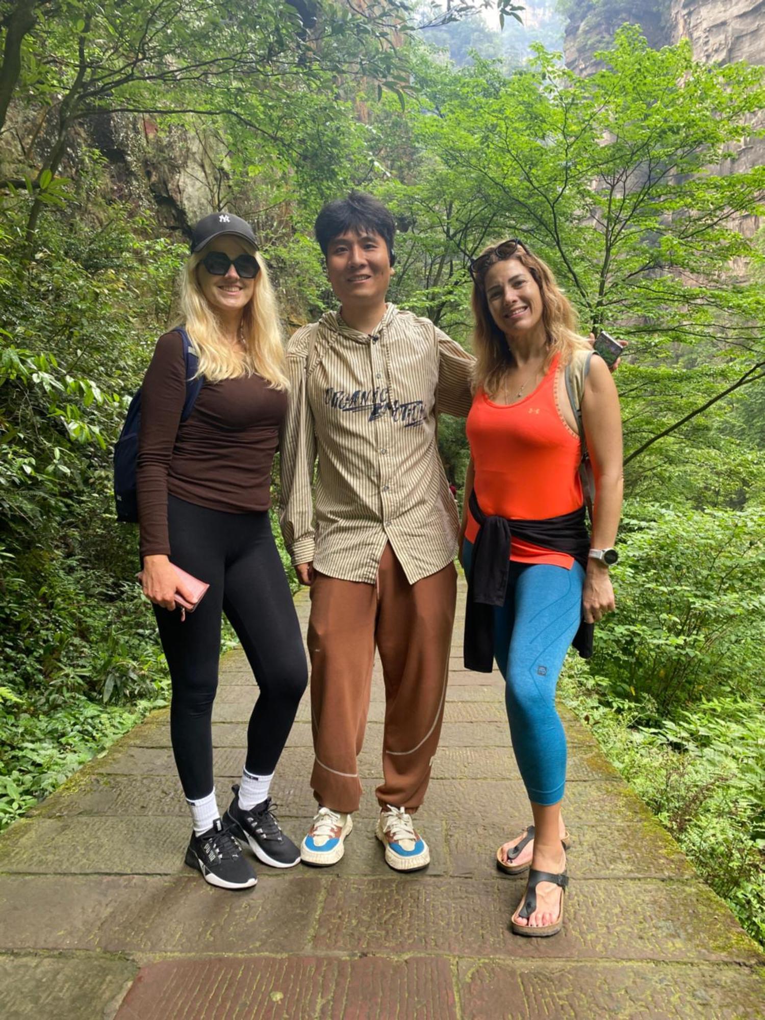 Easy House Gaoyun Branch Hotel Zhangjiajie Bagian luar foto
